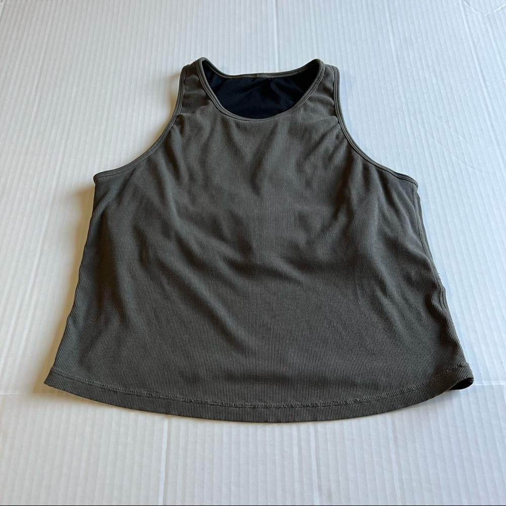 Vuori Cropped Muscle Tank